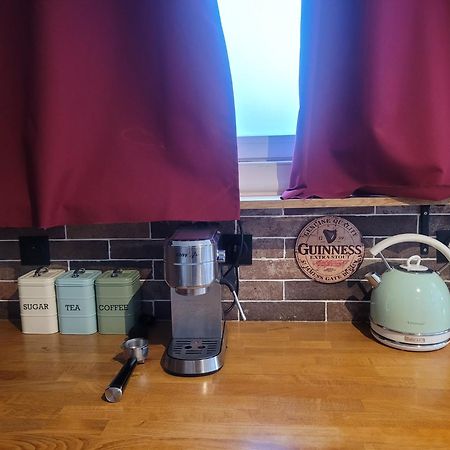 Frida'S House Apartment Bievres Стая снимка